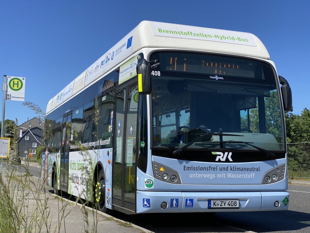 RVK_Brennstoffzellenhybrid-Bus-van_Hool-Typ_A330_FC